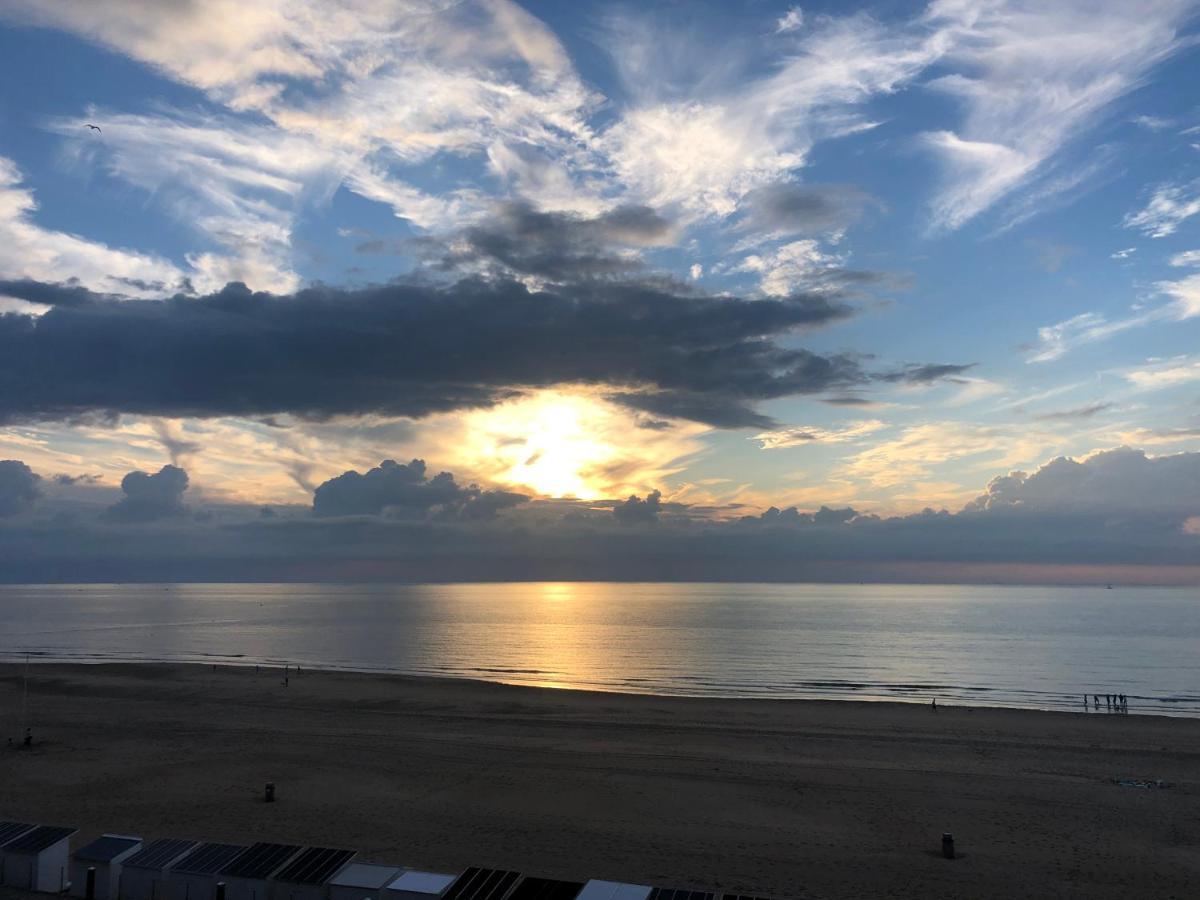 Luxe App - Zeedijk Mariakerke - Prachtig Zeezicht Lägenhet Oostende Exteriör bild
